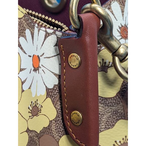 COACH FLORAL DAISY PRINT C9722 WILLOW BUCKET BAG SIG CANVAS TAN/RUST $395 - Picture 8 of 16